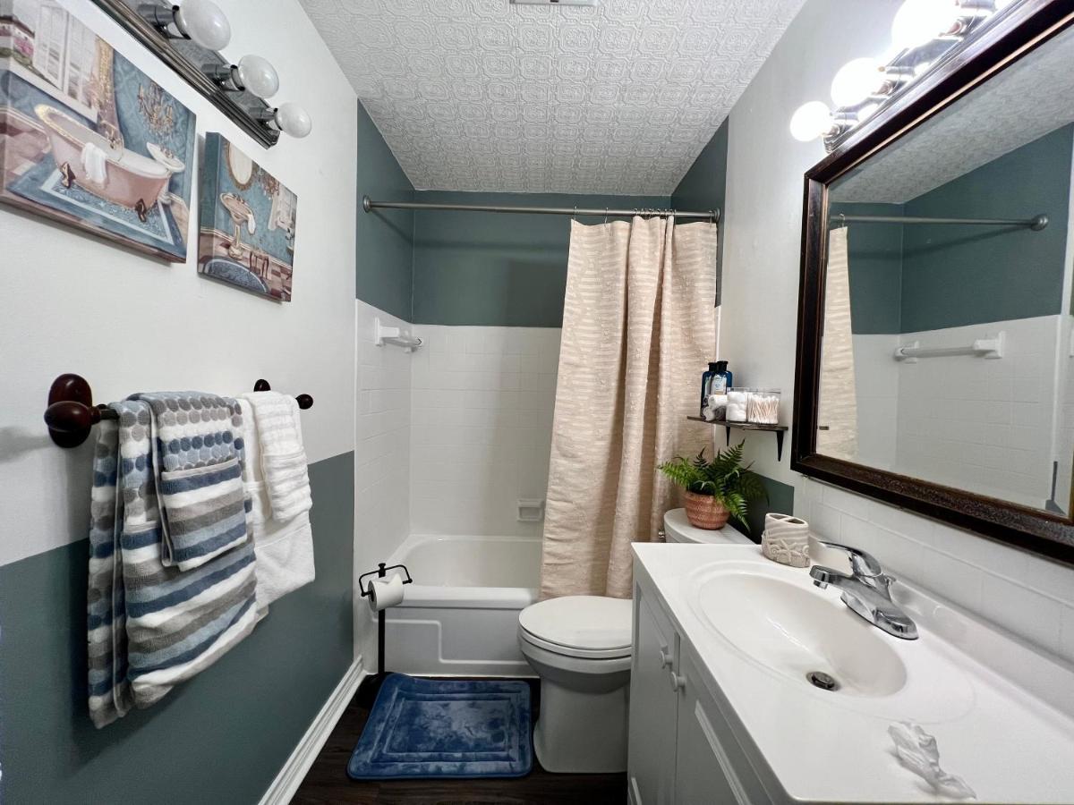 Lovely Comfort Uptown Condo For Houston Trip. 외부 사진