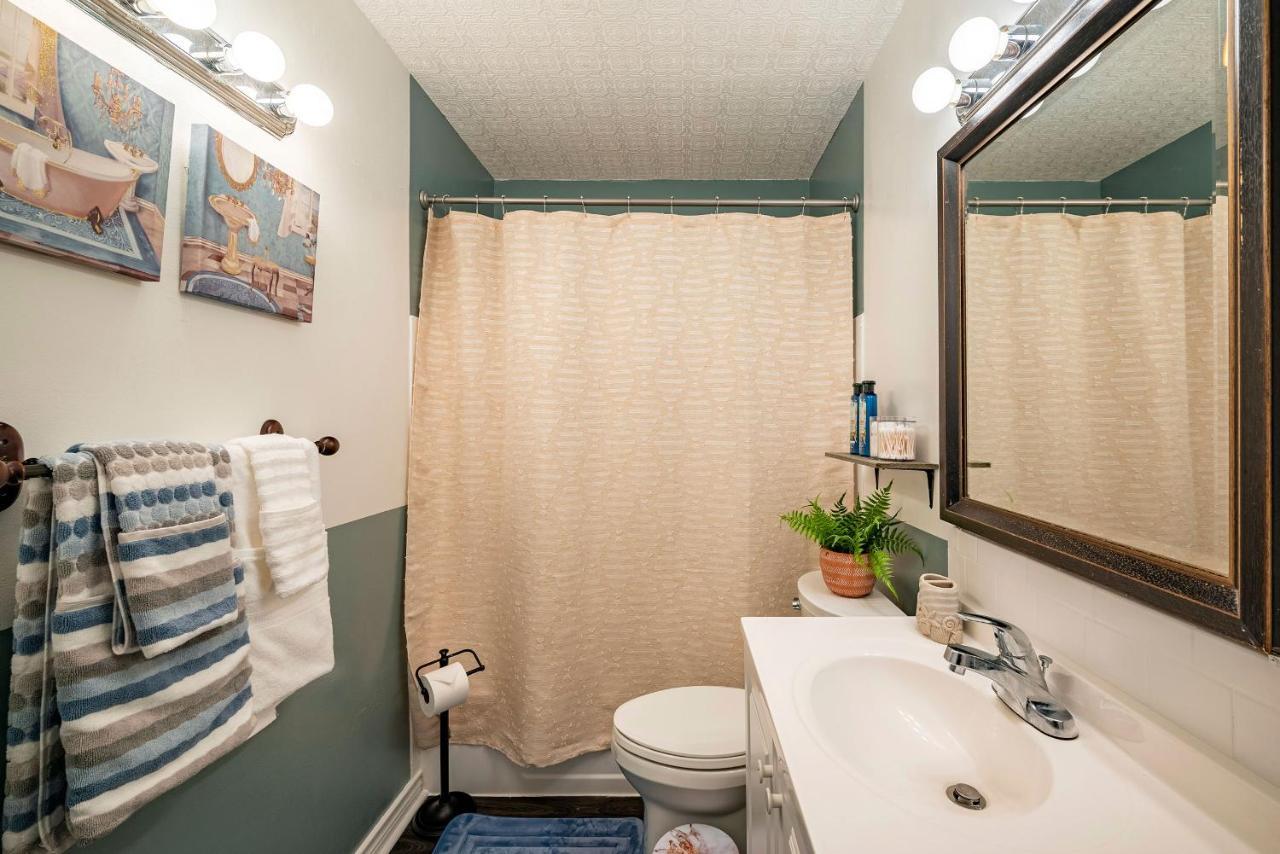 Lovely Comfort Uptown Condo For Houston Trip. 외부 사진